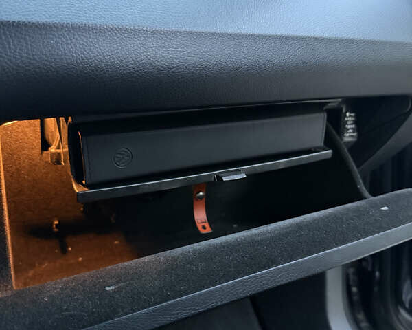 Черный Фольксваген Пассат, объемом двигателя 1.97 л и пробегом 300 тыс. км за 5700 $, фото 20 на Automoto.ua