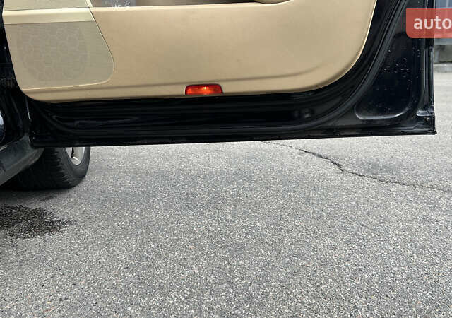 Чорний Фольксваген Пассат, об'ємом двигуна 1.97 л та пробігом 370 тис. км за 5350 $, фото 8 на Automoto.ua