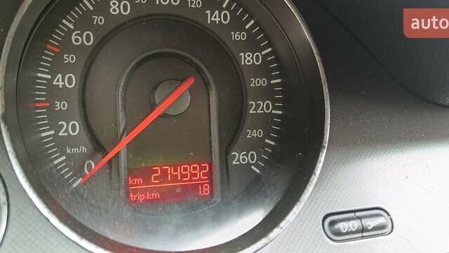 Чорний Фольксваген Пассат, об'ємом двигуна 1.97 л та пробігом 275 тис. км за 2500 $, фото 5 на Automoto.ua