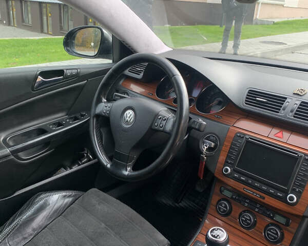 Черный Фольксваген Пассат, объемом двигателя 1.97 л и пробегом 274 тыс. км за 6500 $, фото 15 на Automoto.ua