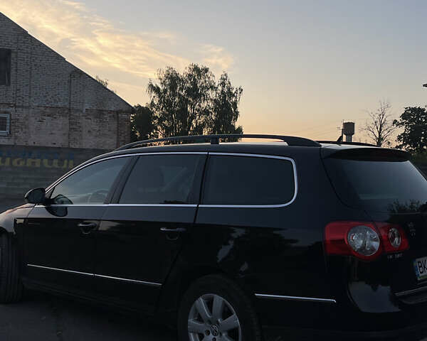 Чорний Фольксваген Пассат, об'ємом двигуна 1.6 л та пробігом 300 тис. км за 5700 $, фото 13 на Automoto.ua