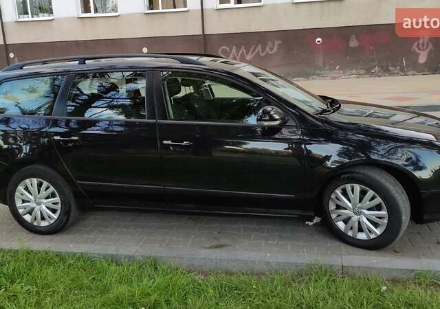 Черный Фольксваген Пассат, объемом двигателя 1.6 л и пробегом 202 тыс. км за 5999 $, фото 18 на Automoto.ua
