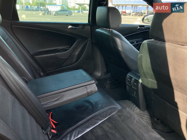 Черный Фольксваген Пассат, объемом двигателя 1.98 л и пробегом 240 тыс. км за 6400 $, фото 14 на Automoto.ua