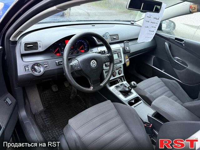 Черный Фольксваген Пассат, объемом двигателя 2 л и пробегом 290 тыс. км за 5100 $, фото 3 на Automoto.ua