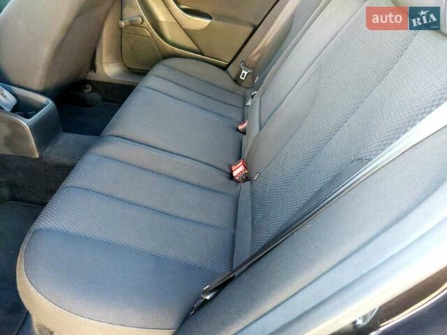 Чорний Фольксваген Пассат, об'ємом двигуна 1.6 л та пробігом 253 тис. км за 5950 $, фото 23 на Automoto.ua