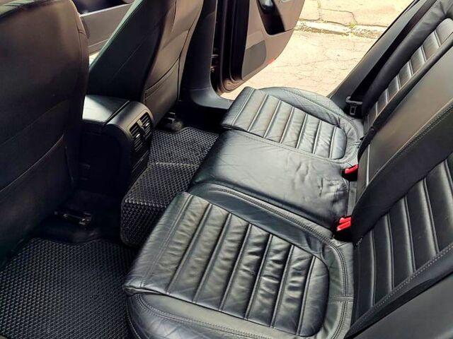 Черный Фольксваген Пассат, объемом двигателя 2 л и пробегом 339 тыс. км за 6300 $, фото 3 на Automoto.ua