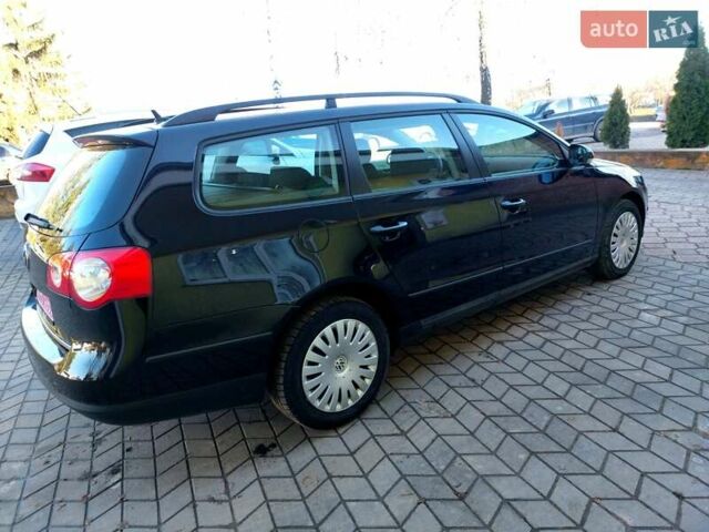 Чорний Фольксваген Пассат, об'ємом двигуна 1.6 л та пробігом 253 тис. км за 5950 $, фото 15 на Automoto.ua