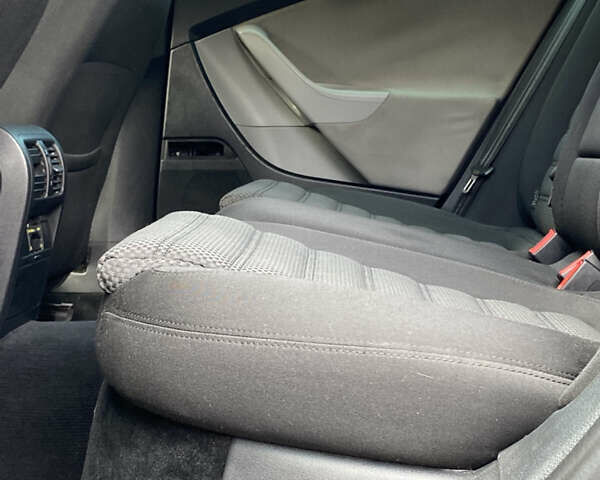 Черный Фольксваген Пассат, объемом двигателя 1.97 л и пробегом 317 тыс. км за 6450 $, фото 24 на Automoto.ua