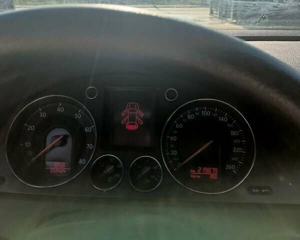 Черный Фольксваген Пассат, объемом двигателя 1.98 л и пробегом 226 тыс. км за 5950 $, фото 8 на Automoto.ua