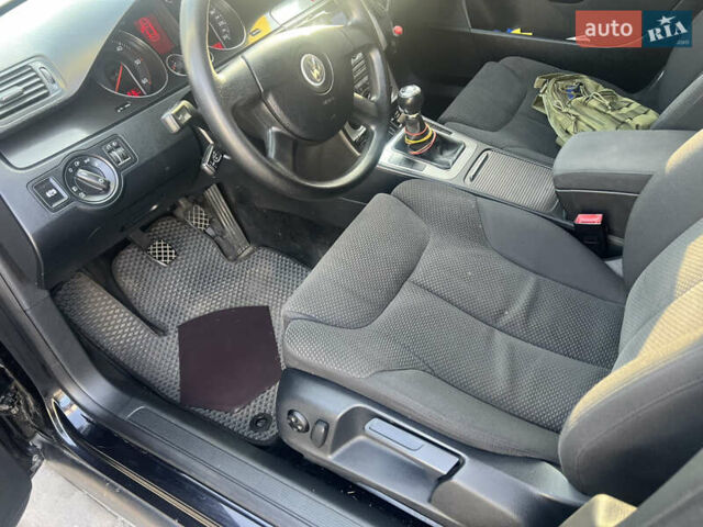 Чорний Фольксваген Пассат, об'ємом двигуна 1.97 л та пробігом 282 тис. км за 6350 $, фото 8 на Automoto.ua