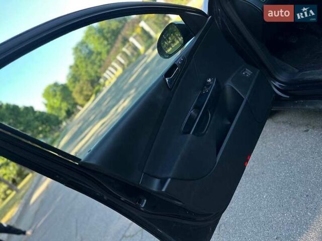 Черный Фольксваген Пассат, объемом двигателя 1.6 л и пробегом 270 тыс. км за 5200 $, фото 28 на Automoto.ua