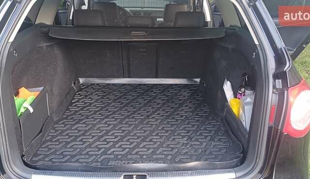 Черный Фольксваген Пассат, объемом двигателя 1.98 л и пробегом 214 тыс. км за 5800 $, фото 15 на Automoto.ua