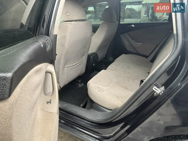 Чорний Фольксваген Пассат, об'ємом двигуна 2 л та пробігом 300 тис. км за 4500 $, фото 10 на Automoto.ua