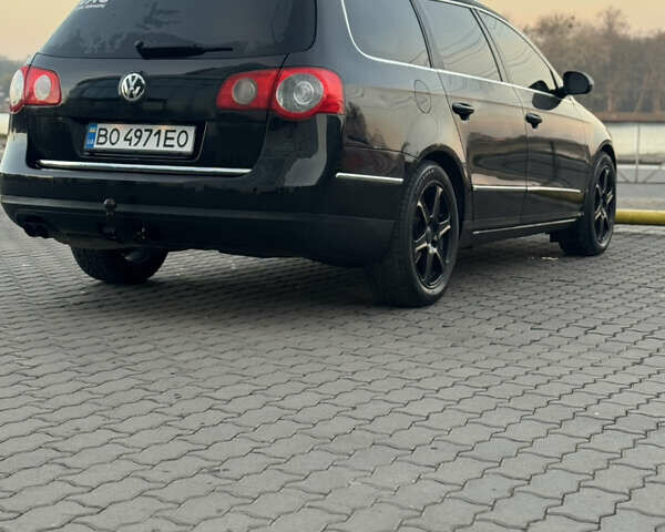 Чорний Фольксваген Пассат, об'ємом двигуна 2 л та пробігом 195 тис. км за 6450 $, фото 82 на Automoto.ua