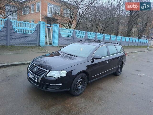 Черный Фольксваген Пассат, объемом двигателя 2 л и пробегом 258 тыс. км за 5700 $, фото 5 на Automoto.ua
