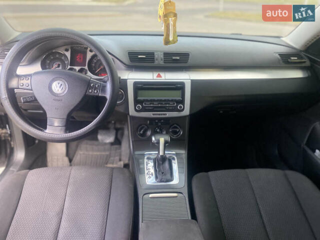 Черный Фольксваген Пассат, объемом двигателя 1.97 л и пробегом 336 тыс. км за 5500 $, фото 13 на Automoto.ua