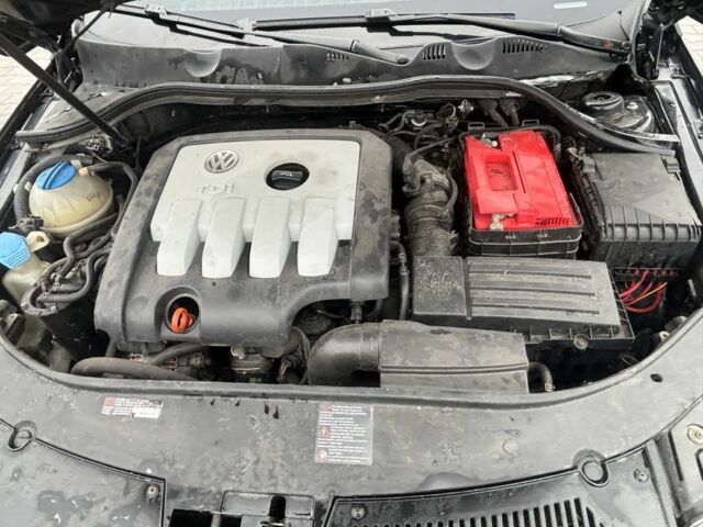 Черный Фольксваген Пассат, объемом двигателя 2 л и пробегом 320 тыс. км за 4500 $, фото 14 на Automoto.ua