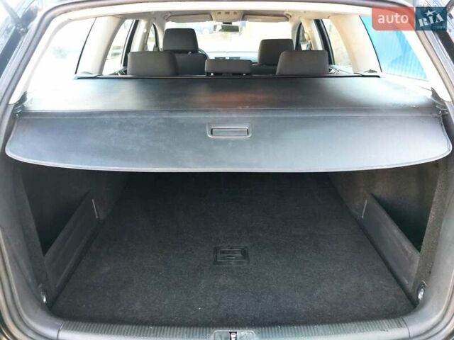 Чорний Фольксваген Пассат, об'ємом двигуна 1.6 л та пробігом 253 тис. км за 5950 $, фото 26 на Automoto.ua