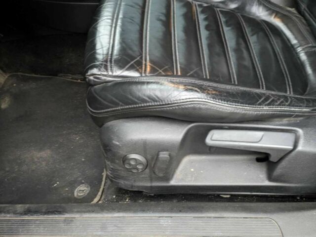 Чорний Фольксваген Пассат, об'ємом двигуна 2 л та пробігом 480 тис. км за 2137 $, фото 12 на Automoto.ua