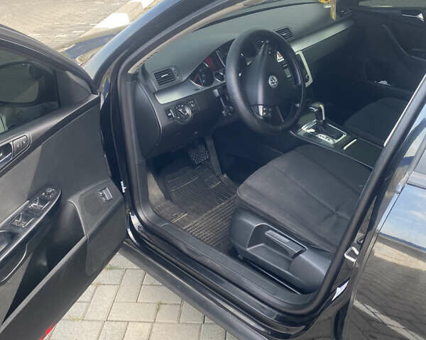 Черный Фольксваген Пассат, объемом двигателя 1.97 л и пробегом 336 тыс. км за 5500 $, фото 11 на Automoto.ua