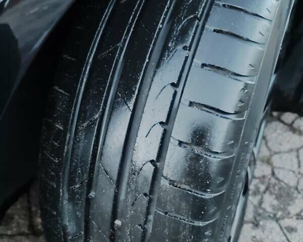 Черный Фольксваген Пассат, объемом двигателя 1.6 л и пробегом 243 тыс. км за 6799 $, фото 36 на Automoto.ua