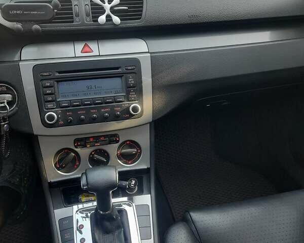 Черный Фольксваген Пассат, объемом двигателя 1.98 л и пробегом 245 тыс. км за 6000 $, фото 2 на Automoto.ua