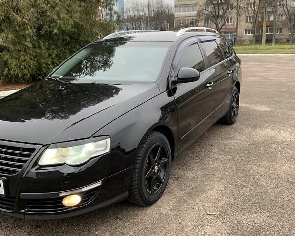 Черный Фольксваген Пассат, объемом двигателя 1.6 л и пробегом 343 тыс. км за 5950 $, фото 3 на Automoto.ua