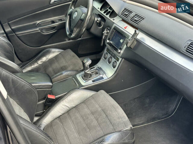 Чорний Фольксваген Пассат, об'ємом двигуна 1.97 л та пробігом 276 тис. км за 6550 $, фото 23 на Automoto.ua