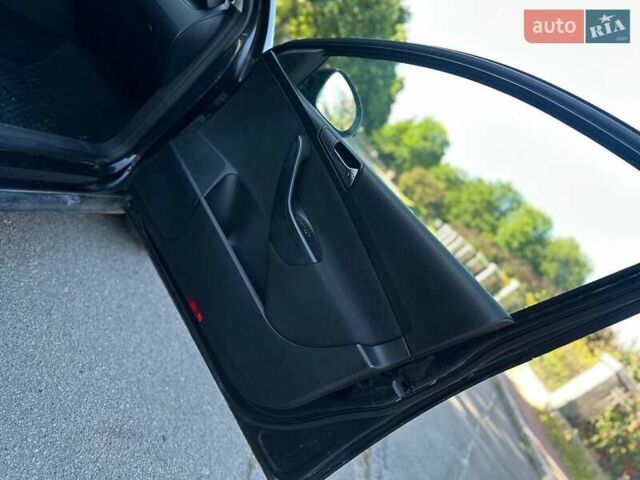 Черный Фольксваген Пассат, объемом двигателя 1.6 л и пробегом 270 тыс. км за 5200 $, фото 18 на Automoto.ua