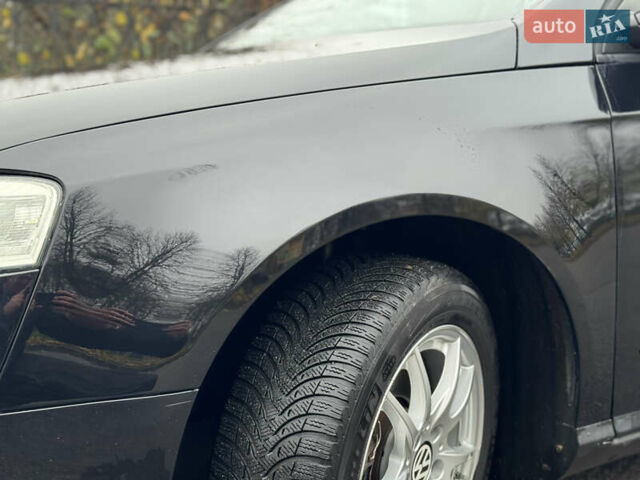 Черный Фольксваген Пассат, объемом двигателя 1.9 л и пробегом 438 тыс. км за 5950 $, фото 18 на Automoto.ua