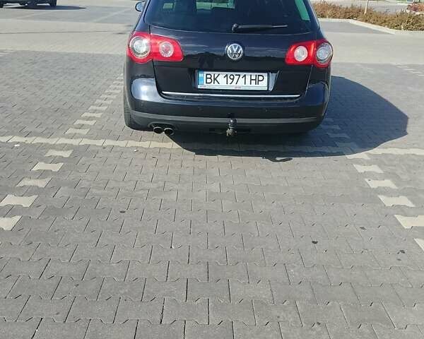 Чорний Фольксваген Пассат, об'ємом двигуна 2 л та пробігом 360 тис. км за 7150 $, фото 1 на Automoto.ua