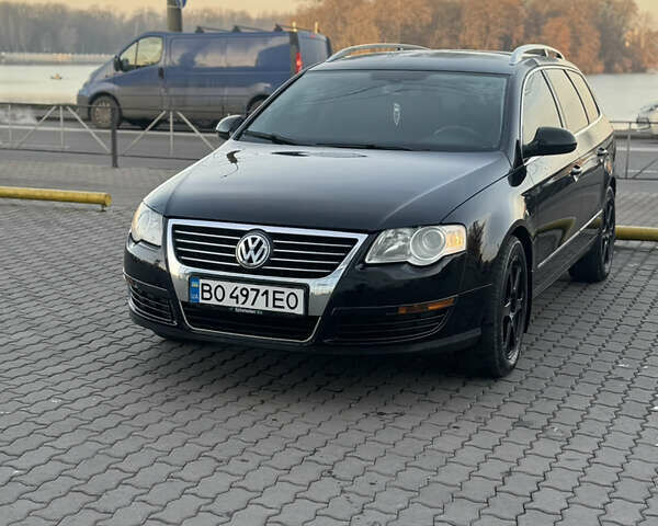 Чорний Фольксваген Пассат, об'ємом двигуна 2 л та пробігом 195 тис. км за 6450 $, фото 58 на Automoto.ua