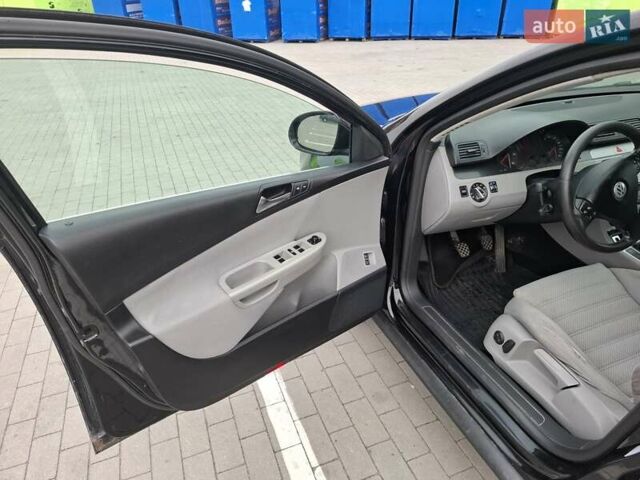 Черный Фольксваген Пассат, объемом двигателя 1.97 л и пробегом 400 тыс. км за 6200 $, фото 14 на Automoto.ua