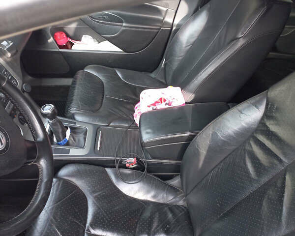 Черный Фольксваген Пассат, объемом двигателя 1.97 л и пробегом 350 тыс. км за 5700 $, фото 7 на Automoto.ua