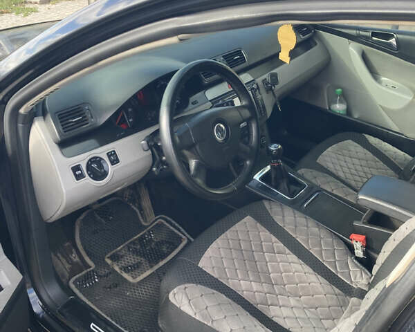 Черный Фольксваген Пассат, объемом двигателя 1.97 л и пробегом 271 тыс. км за 6200 $, фото 4 на Automoto.ua