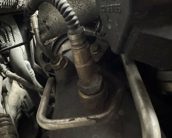 Черный Фольксваген Пассат, объемом двигателя 1.9 л и пробегом 438 тыс. км за 5950 $, фото 35 на Automoto.ua