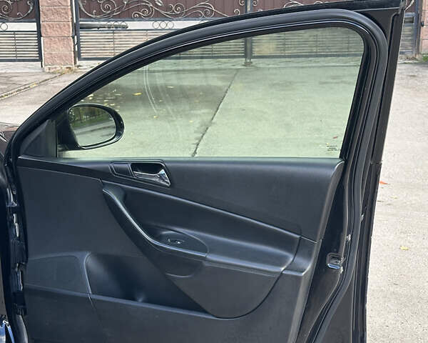 Чорний Фольксваген Пассат, об'ємом двигуна 1.97 л та пробігом 276 тис. км за 6550 $, фото 21 на Automoto.ua