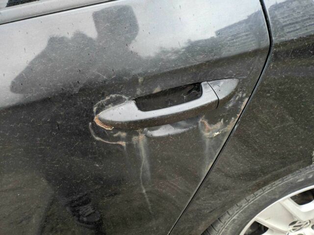 Чорний Фольксваген Пассат, об'ємом двигуна 2 л та пробігом 480 тис. км за 2137 $, фото 4 на Automoto.ua