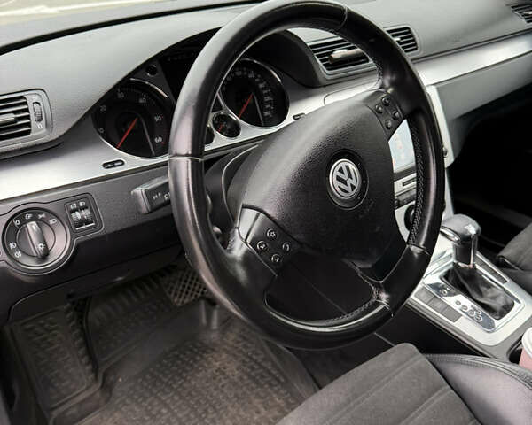 Черный Фольксваген Пассат, объемом двигателя 1.97 л и пробегом 342 тыс. км за 6900 $, фото 23 на Automoto.ua