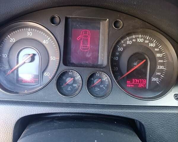 Черный Фольксваген Пассат, объемом двигателя 1.97 л и пробегом 375 тыс. км за 5500 $, фото 9 на Automoto.ua