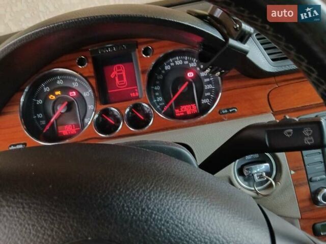 Черный Фольксваген Пассат, объемом двигателя 2 л и пробегом 290 тыс. км за 5200 $, фото 7 на Automoto.ua