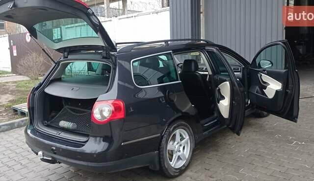 Чорний Фольксваген Пассат, об'ємом двигуна 2 л та пробігом 330 тис. км за 7300 $, фото 1 на Automoto.ua