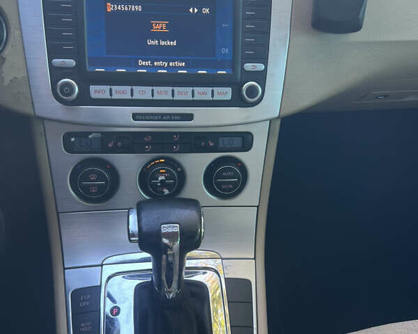 Черный Фольксваген Пассат, объемом двигателя 1.97 л и пробегом 300 тыс. км за 5999 $, фото 6 на Automoto.ua