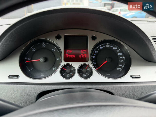 Черный Фольксваген Пассат, объемом двигателя 1.97 л и пробегом 370 тыс. км за 5500 $, фото 50 на Automoto.ua