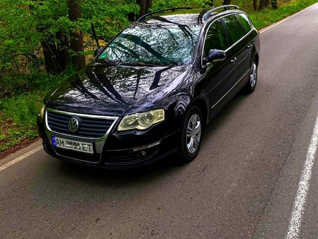 Чорний Фольксваген Пассат, об'ємом двигуна 2 л та пробігом 280 тис. км за 5600 $, фото 4 на Automoto.ua