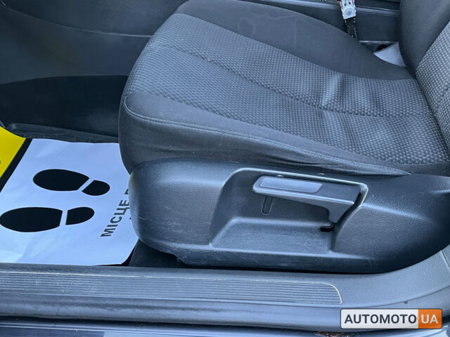 Черный Фольксваген Пассат, объемом двигателя 1.9 л и пробегом 268 тыс. км за 6200 $, фото 9 на Automoto.ua