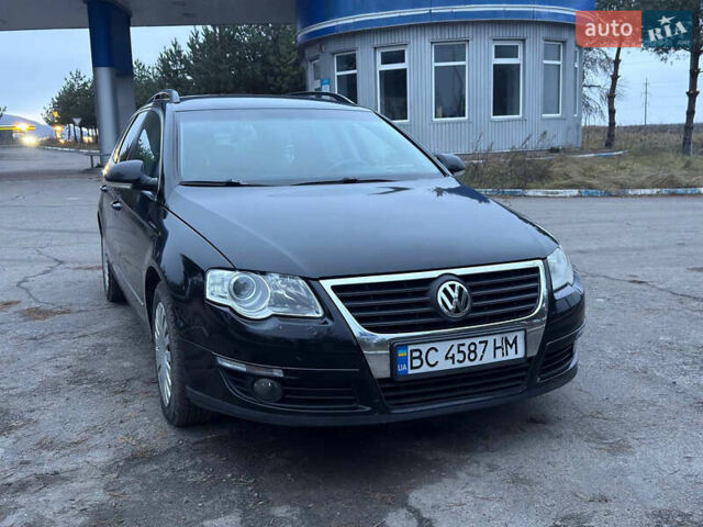 Черный Фольксваген Пассат, объемом двигателя 1.9 л и пробегом 400 тыс. км за 5500 $, фото 1 на Automoto.ua
