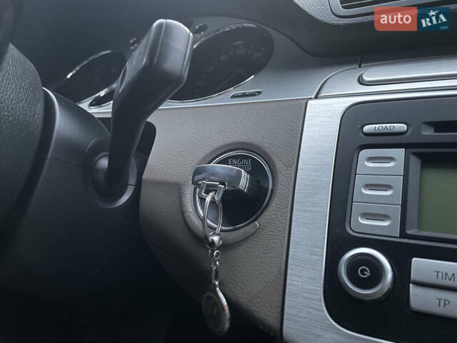 Черный Фольксваген Пассат, объемом двигателя 1.97 л и пробегом 350 тыс. км за 6500 $, фото 20 на Automoto.ua