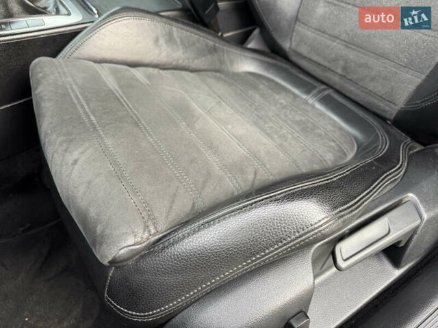 Черный Фольксваген Пассат, объемом двигателя 2 л и пробегом 290 тыс. км за 5699 $, фото 50 на Automoto.ua