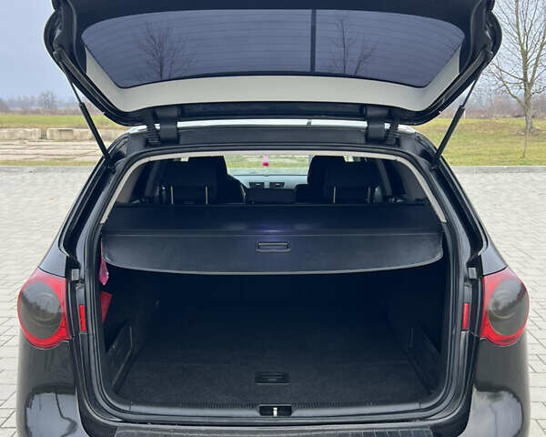 Черный Фольксваген Пассат, объемом двигателя 2 л и пробегом 371 тыс. км за 5800 $, фото 16 на Automoto.ua